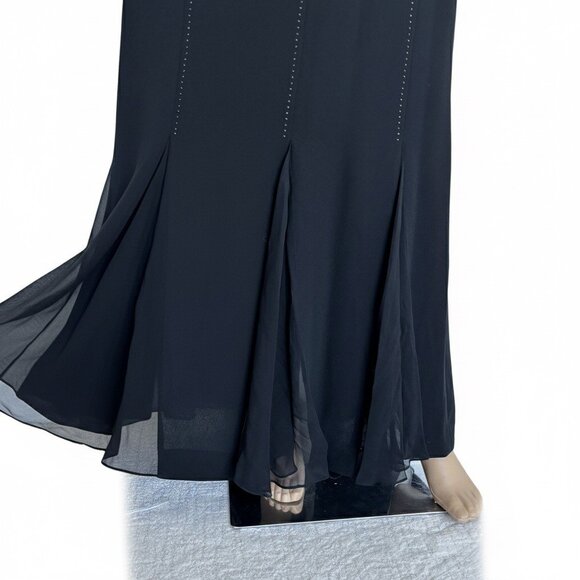 Junnie Leigh black embellished evening gown - size 20 - Picture 4 of 7